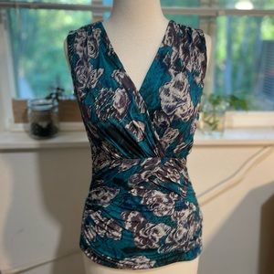 Classified Entier Blue Top